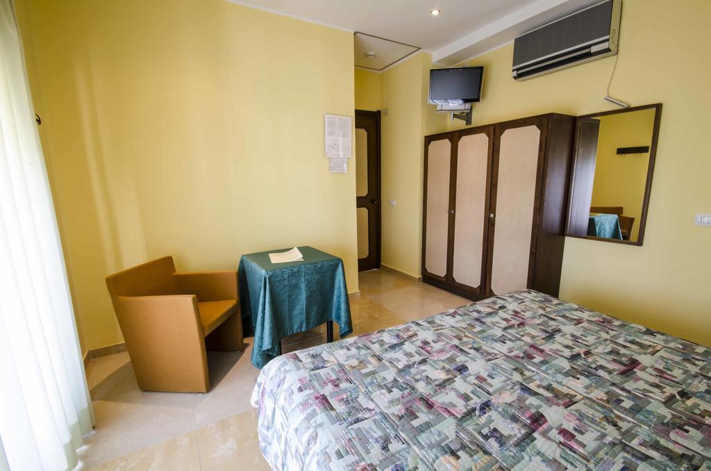 Hotel Tarconte Tarquinia Zewnętrze zdjęcie