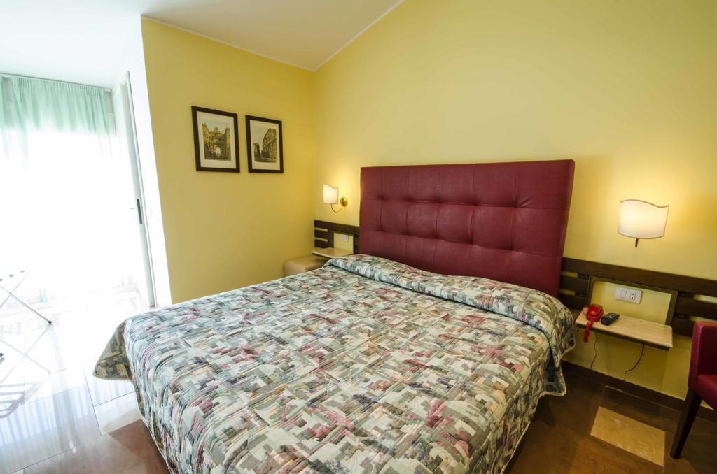 Hotel Tarconte Tarquinia Zewnętrze zdjęcie