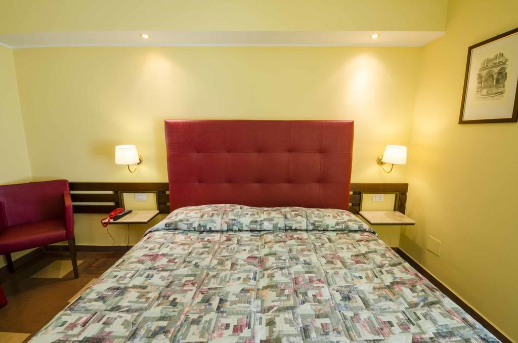 Hotel Tarconte Tarquinia Zewnętrze zdjęcie