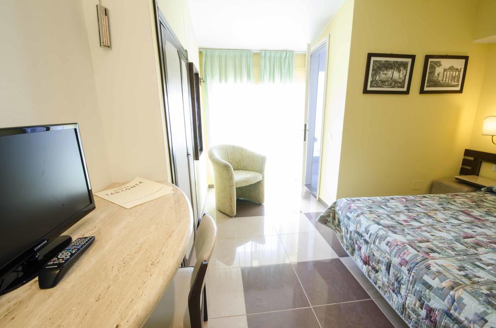 Hotel Tarconte Tarquinia Zewnętrze zdjęcie