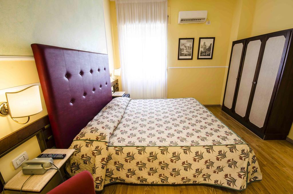 Hotel Tarconte Tarquinia Zewnętrze zdjęcie