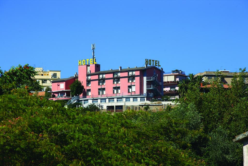 Hotel Tarconte Tarquinia Zewnętrze zdjęcie